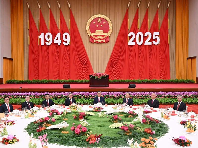 庆祝中华人民共和国成立76周年招待会在京举行 习近平发表重要讲话 庆祝中华人民共和国成立76周年招待会在京举行 习近平发表重要讲话