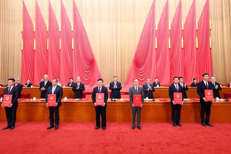 习近平出席国家科学技术奖励大会两院院士大会中国科协第十一次全国代表大会并发表重要讲话 习近平出席国家科学技术奖励大会两院院士大会中国科协第十一次全国代表大会并发表重要讲话