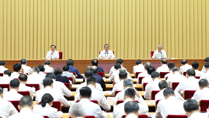 习近平就发展先进制造业作出重要指示