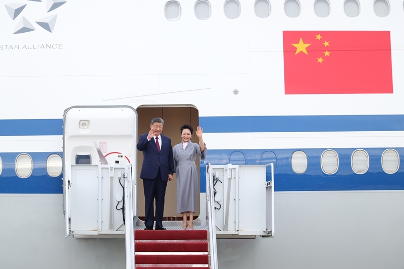 习近平抵达华盛顿对美国进行国事访问 习近平抵达华盛顿对美国进行国事访问
